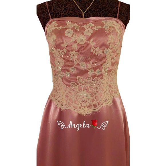 💚Beautiful Gown/prom dress💖💖 - Picture 4 of 17